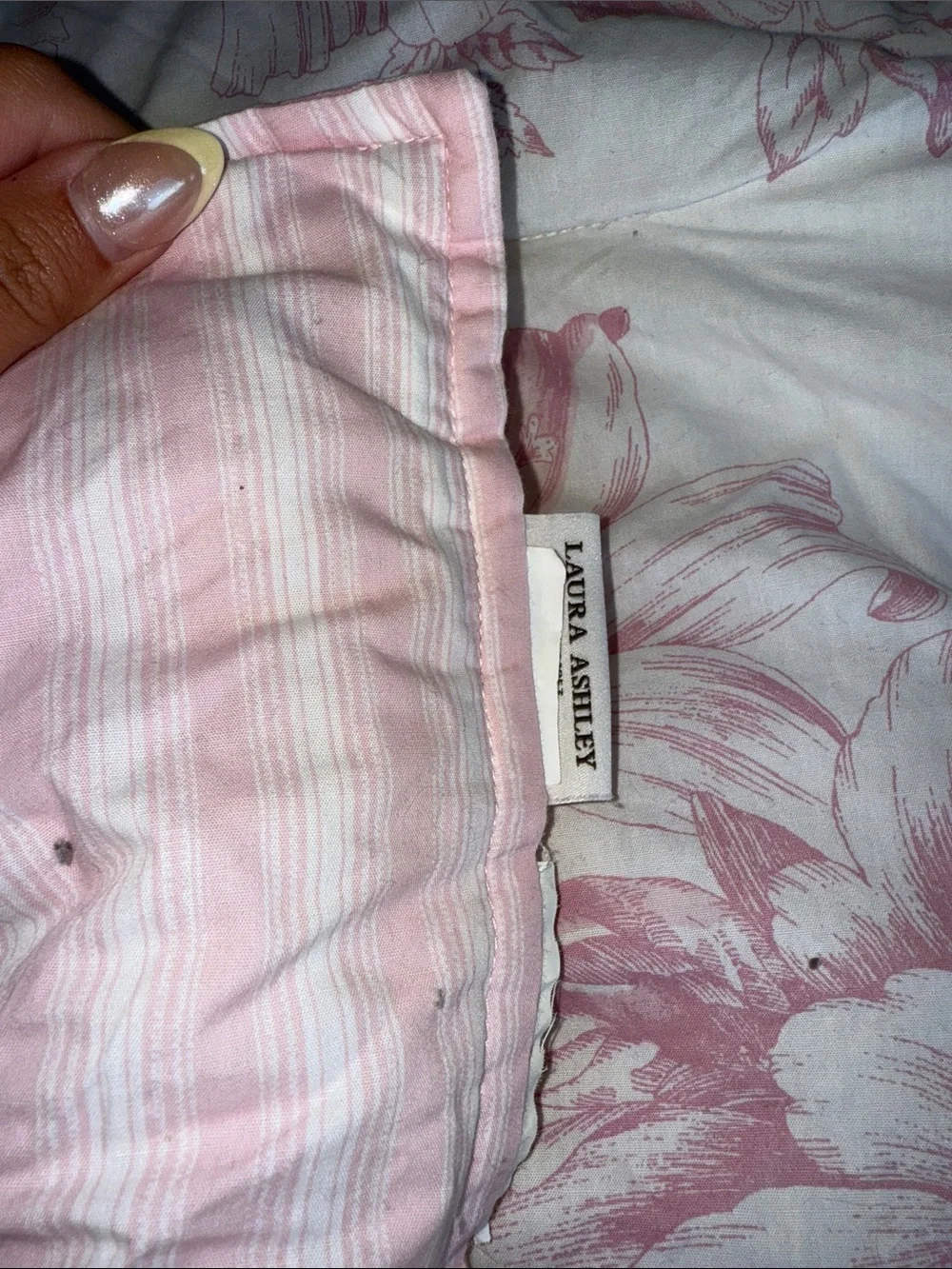 Soft Pink Floral Reversible Twin Comforter